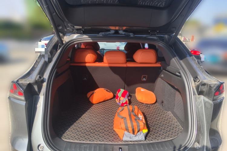 Used Deepal S07 2023 200Max Range-Extended Version Trunk