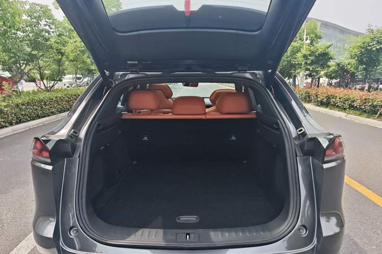 Used Deepal S07 2023 200Max Range-Extended Version Trunk