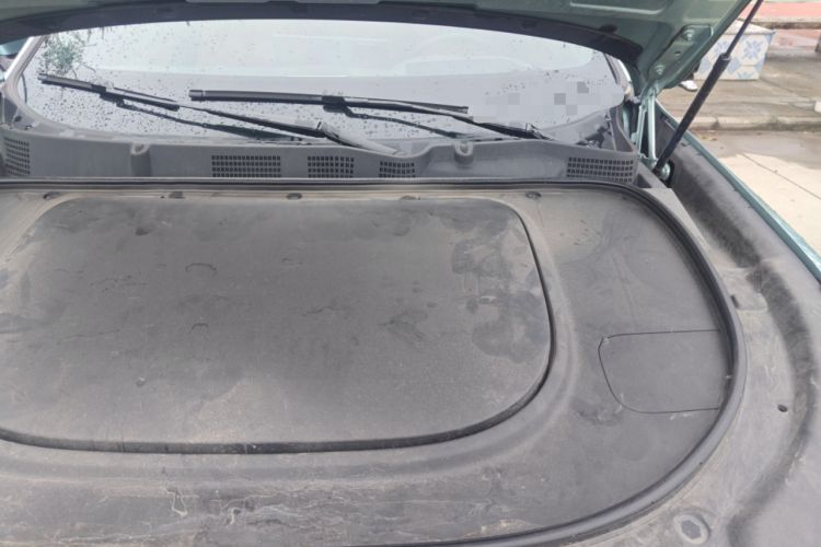 Used Deepal S07 2023 200Max Range-Extended Version Engine Bay Left