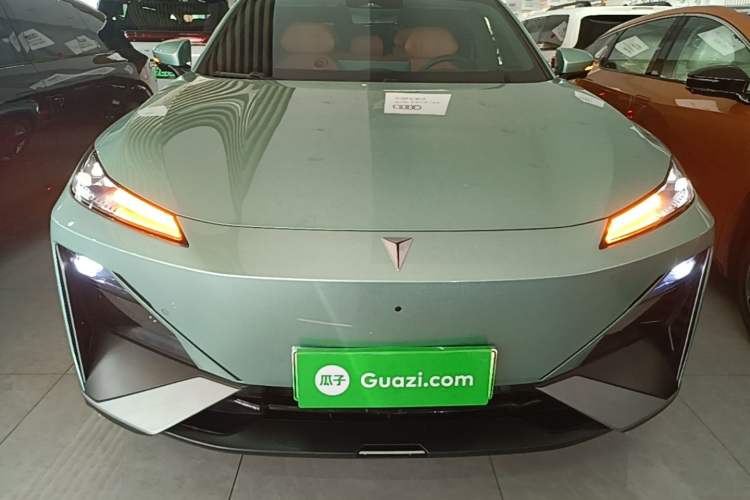 Used Deepal S07 2023 200Max Range-Extended Version Front