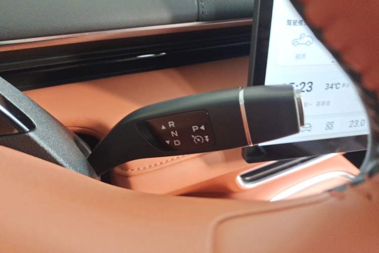 Used Deepal S07 2023 520Max Pure Electric Version Gear Lever