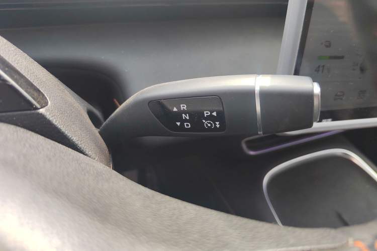 Used Deepal S07 2023 520Max Pure Electric Version Gear Lever