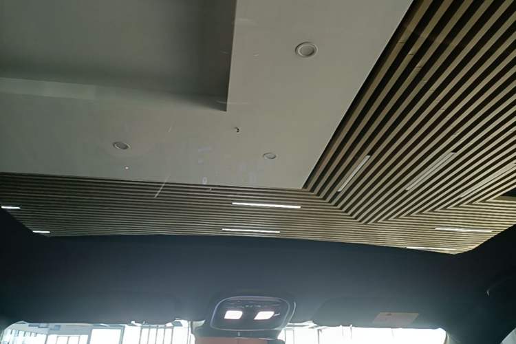 Used Deepal S07 2023 200Max Range-Extended Version Headliner