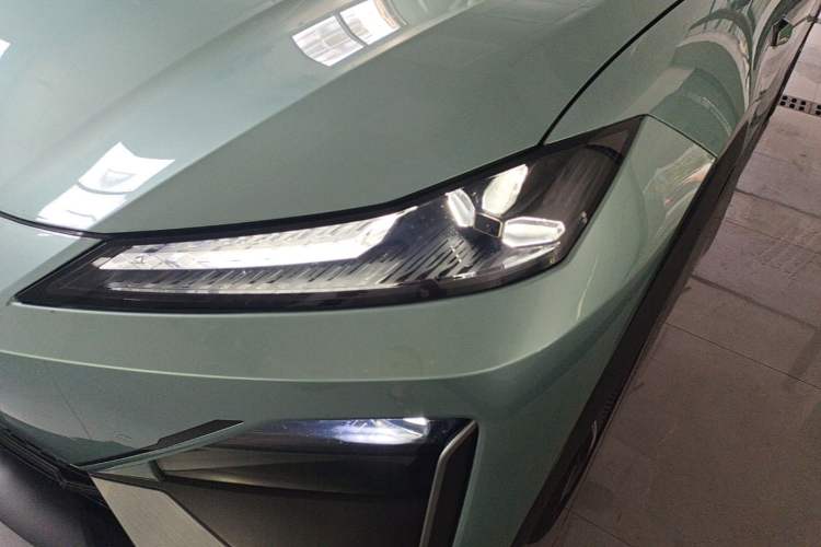 Used Deepal S07 2023 520Max Pure Electric Version Left Front Headlight