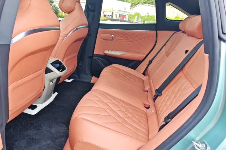 Used Deepal S07 2023 520Max Pure Electric Version Left Rear Seat