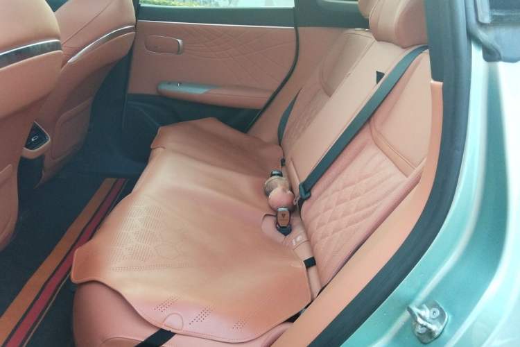 Used Deepal S07 2023 200Max Range-Extended Version Left Rear Seat