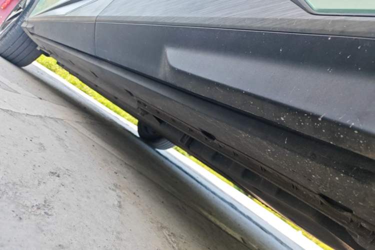 Used Deepal S07 2023 520Max Pure Electric Version Left Side Sill