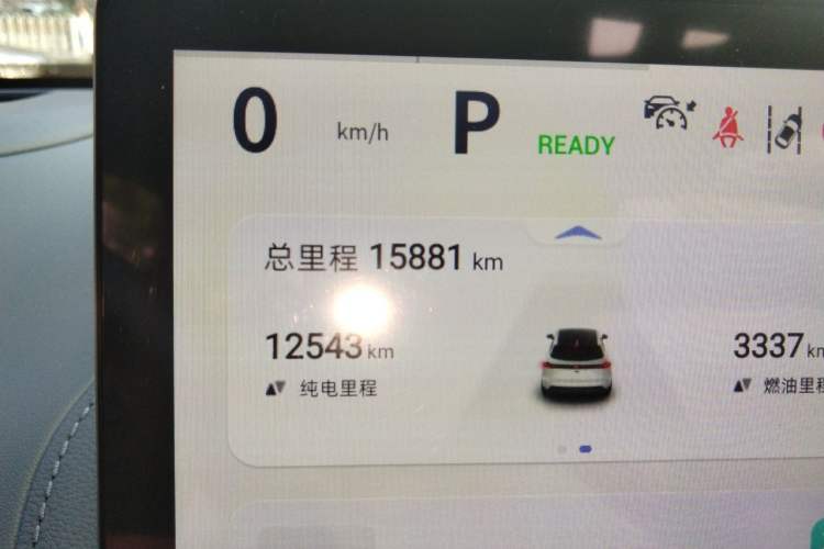 Used Deepal S07 2023 200Max Range-Extended Version Odometer Close Up