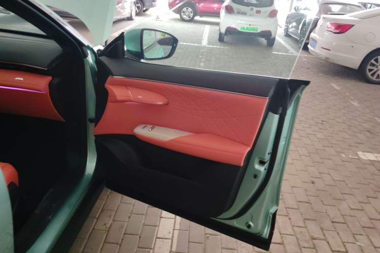 Used Deepal S07 2023 620Max Pure Electric Version Right Front Door Interior