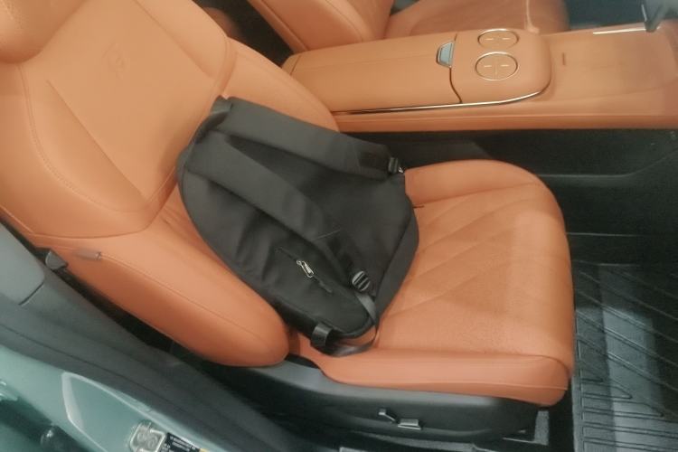Used Deepal S07 2023 200Max Range-Extended Version Right Front Seat