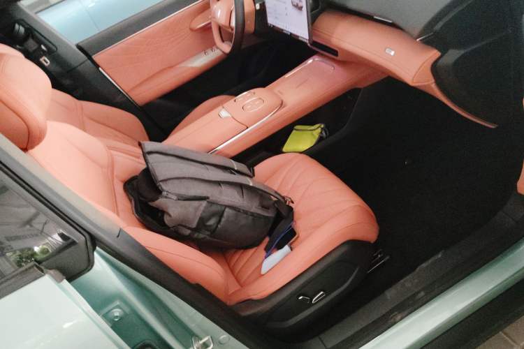 Used Deepal S07 2023 620Max Pure Electric Version Right Front Seat