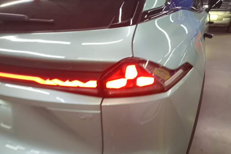 Used Deepal S07 2023 200Max Range-Extended Version Right Rear Taillight