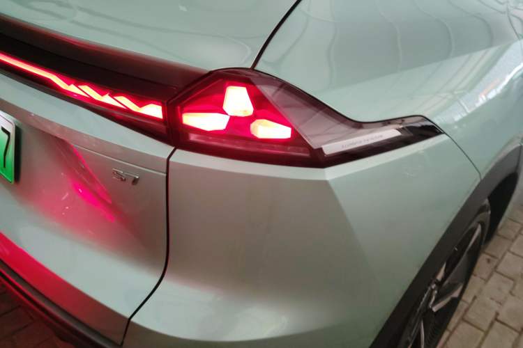 Used Deepal S07 2023 620Max Pure Electric Version Right Rear Taillight