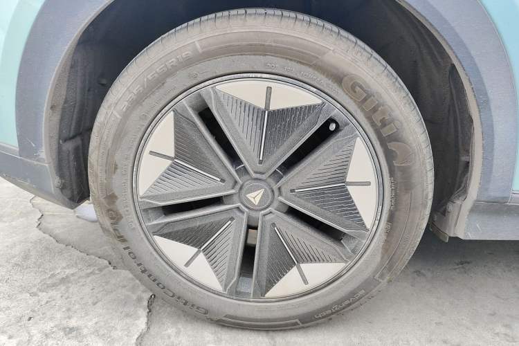 Used Deepal S07 2023 200Max Range-Extended Version Right Rear Wheel Hub
