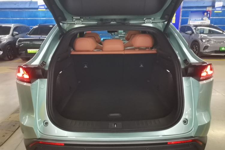 Used Deepal S07 2023 200Max Range-Extended Version Trunk
