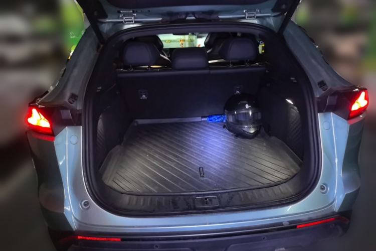 Used Deepal S07 2023 200Max Range-Extended Version Trunk
