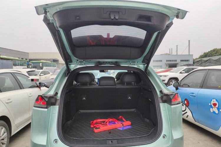 Used Deepal S07 2023 200Max Range-Extended Version Trunk