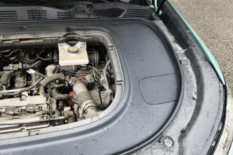 Used Deepal S07 2023 200Max Range-Extended Version Engine Bay Left