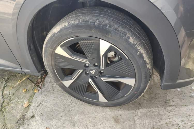 Used Deepal S07 2023 121Max Range-Extended Version Right Front Wheel Hub