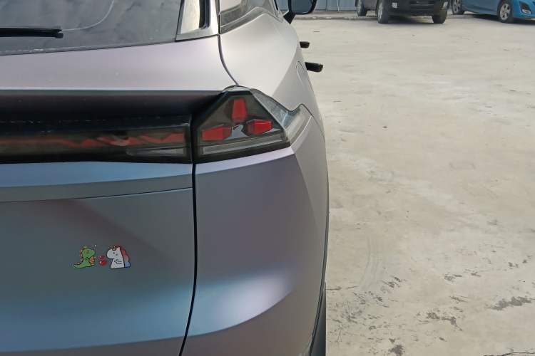 Used Deepal S07 2023 200Max Range-Extended Version Right Rear Taillight