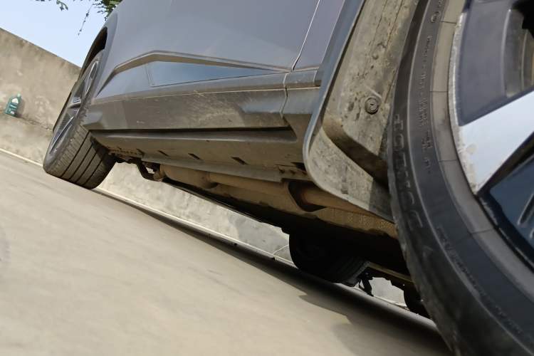 Used Deepal S07 2023 200Max Range-Extended Version Right Side Sill