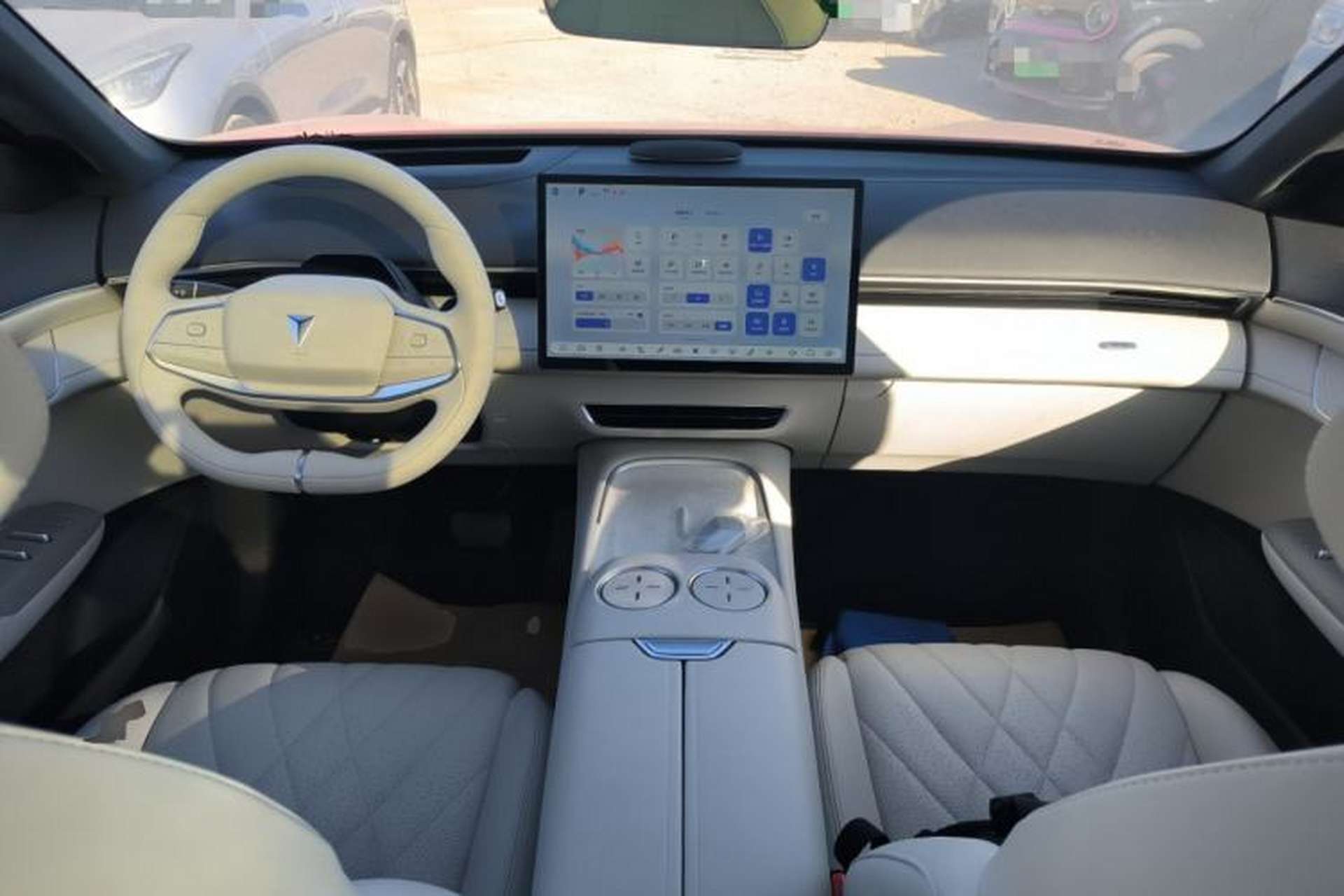 Used Deepal S07 2023 620Max Pure Electric Version Interior 2