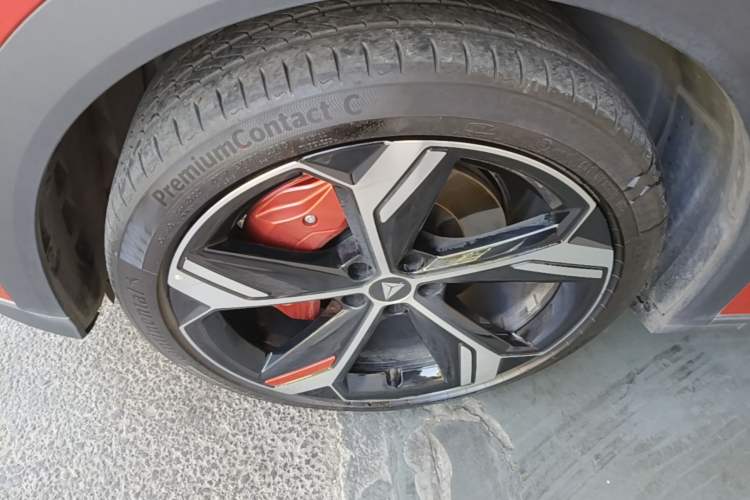 Used Deepal S07 2023 S7i 200Max Extended-Range Model Left Front Wheel Hub