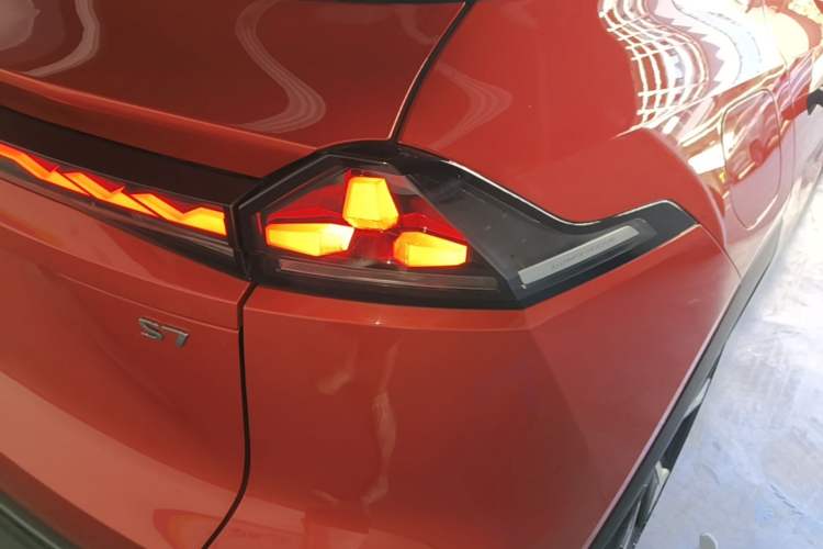 Used Deepal S07 2023 S7i 200Max Extended-Range Model Right Rear Taillight
