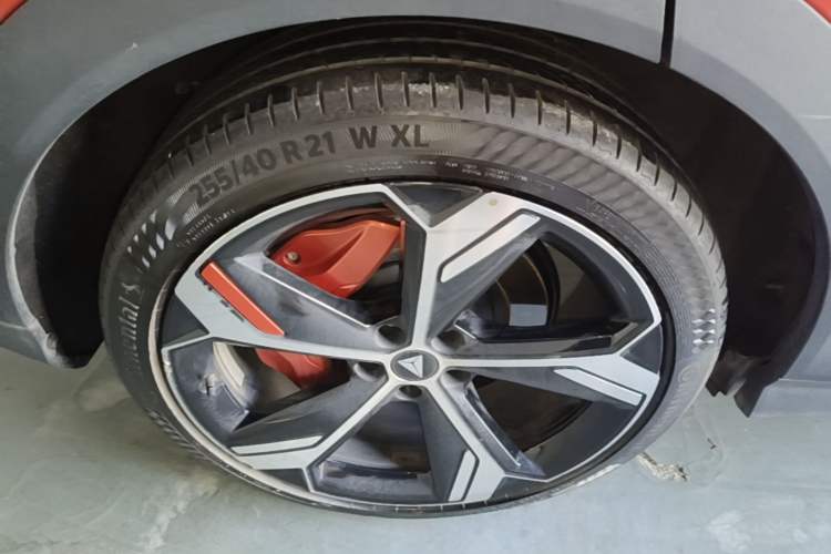 Used Deepal S07 2023 S7i 200Max Extended-Range Model Right Rear Wheel Hub