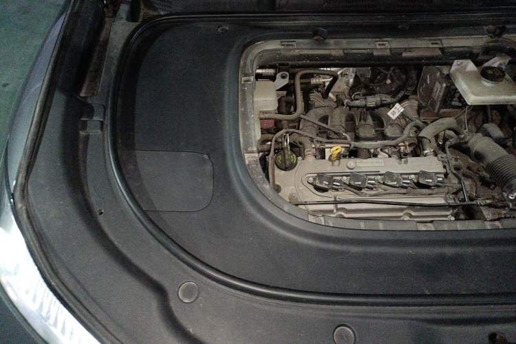 Used Deepal S07 2023 200Max Range-Extended Version Engine Bay Right