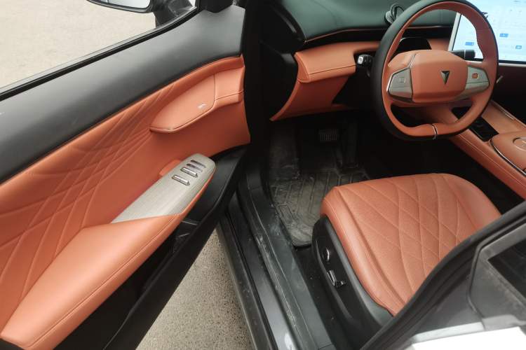 Used Deepal S07 2023 200Max Range-Extended Version Interior 3
