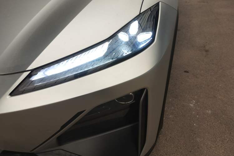 Used Deepal S07 2023 200Max Range-Extended Version Left Front Headlight