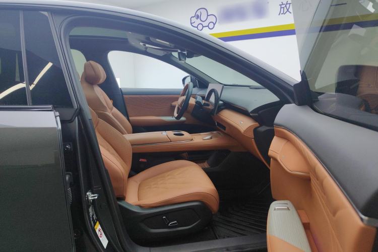 Used Deepal S07 2023 200Max Range-Extended Version Right Front Seat