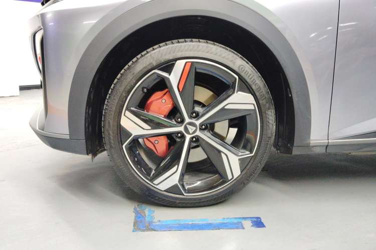 Used Deepal S07 2023 S7i 200Max Extended-Range Model Right Front Wheel Hub