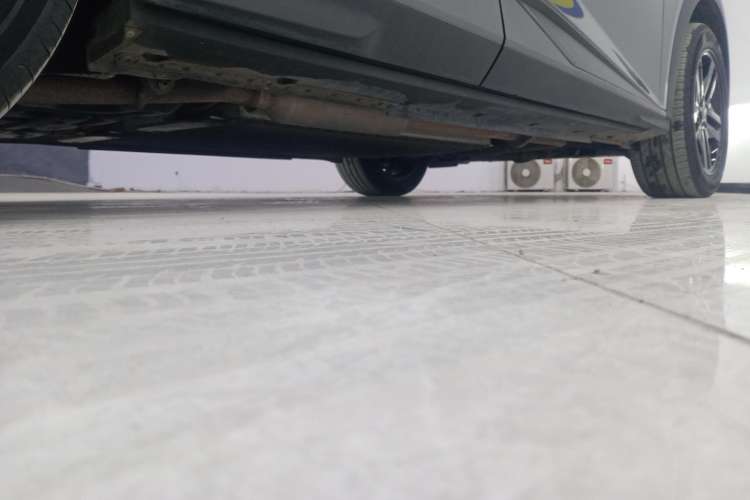 Used Deepal S07 2023 121Max Range-Extended Version Right Side Sill