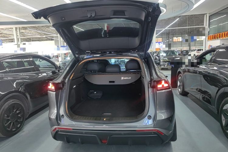 Used Deepal S07 2023 S7i 200Max Extended-Range Model Trunk