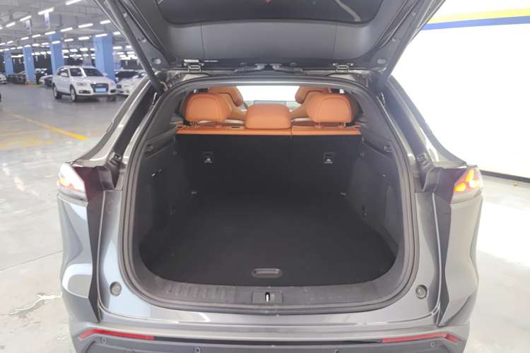 Used Deepal S07 2023 200Max Range-Extended Version Trunk