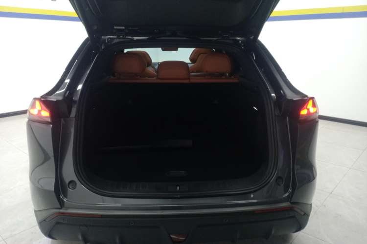 Used Deepal S07 2023 121Max Range-Extended Version Trunk