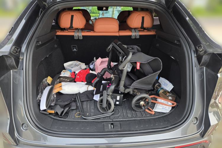Used Deepal S07 2023 200Max Range-Extended Version Trunk