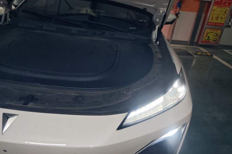 Used Deepal S07 2023 200Max Range-Extended Version Engine Bay Left