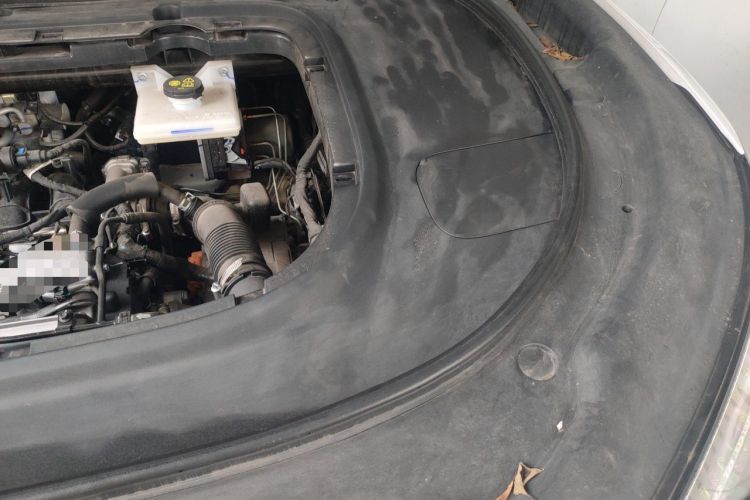 Used Deepal S07 2023 200Max Range-Extended Version Engine Bay Left