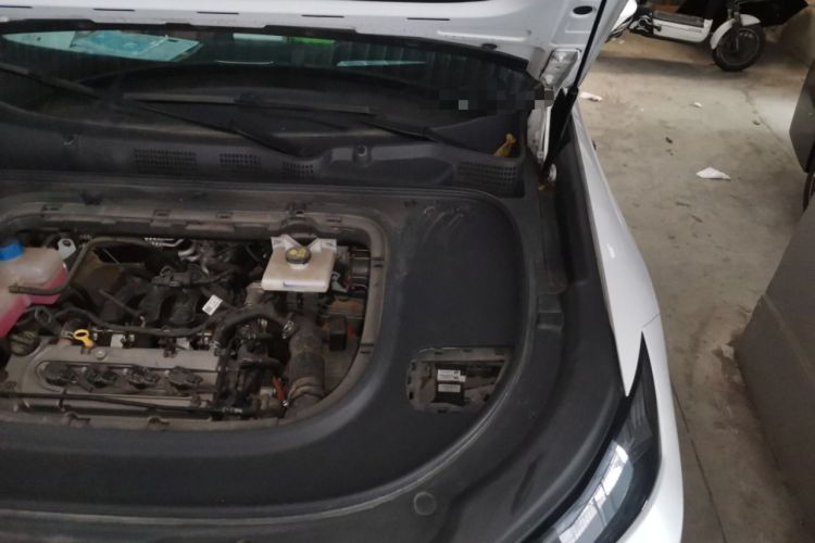 Used Deepal S07 2023 200Max Range-Extended Version Engine Bay Left