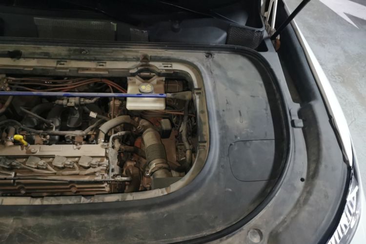Used Deepal S07 2023 200Max Range-Extended Version Engine Bay Left
