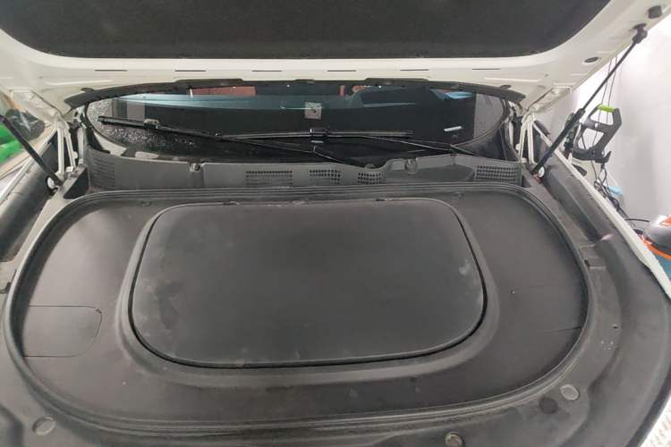 Used Deepal S07 2023 200Max Range-Extended Version Engine Bay