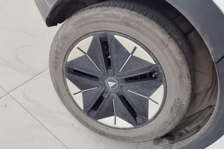 Used Deepal S07 2023 200Max Range-Extended Version Exterior 5
