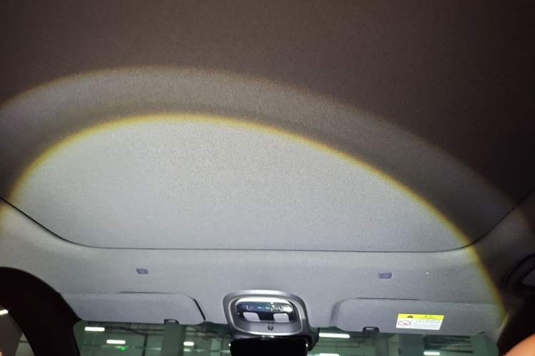 Used Deepal S07 2023 200Max Range-Extended Version Headliner