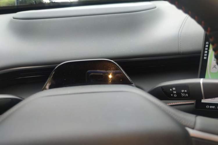 Used Deepal S07 2023 200Max Range-Extended Version Interior 1
