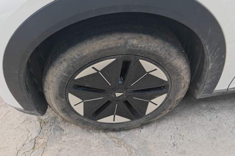 Used Deepal S07 2023 200Max Range-Extended Version Left Front Wheel Hub