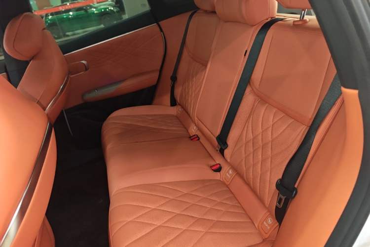 Used Deepal S07 2023 121Max Range-Extended Version Left Rear Seat