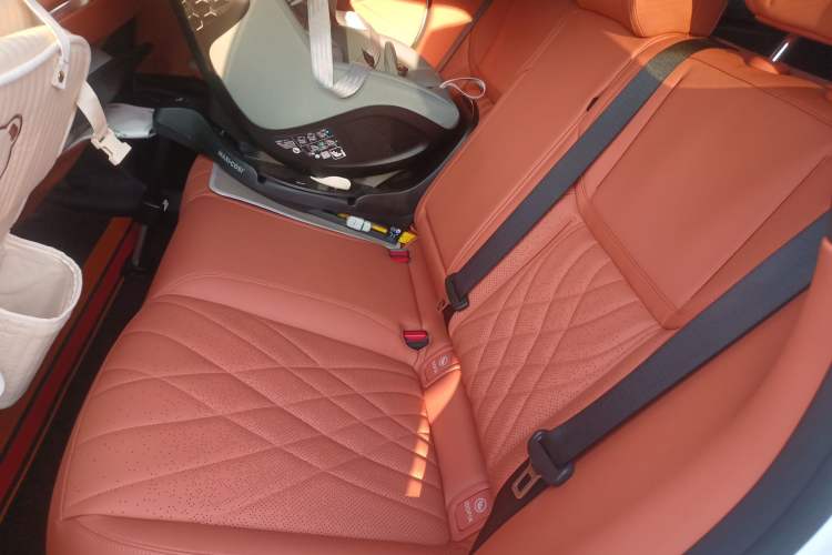 Used Deepal S07 2023 200Max Range-Extended Version Left Rear Seat